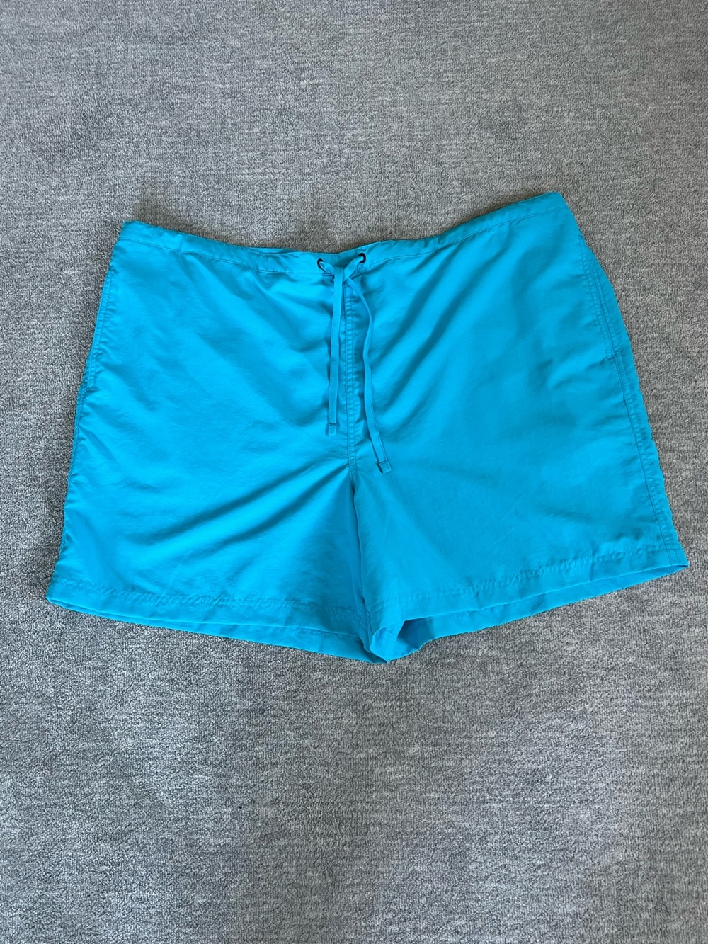 L.L. Bean NWT Bright Teal Drawstring Supplex Fabric Outdoor Shorts Sz. 1X